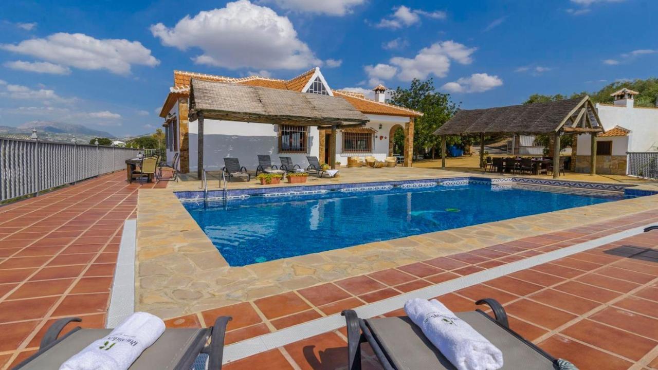 La Villa Del Lago Iznajar By Ruralidays Exterior photo