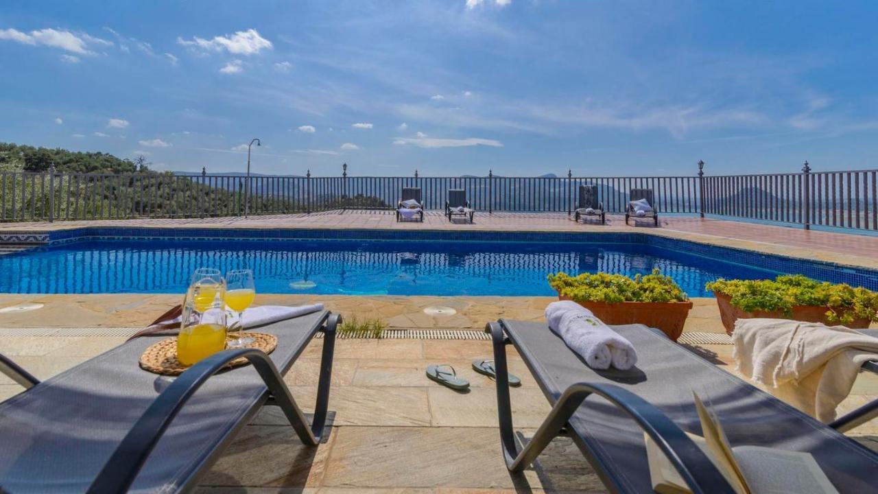 La Villa Del Lago Iznajar By Ruralidays Exterior photo